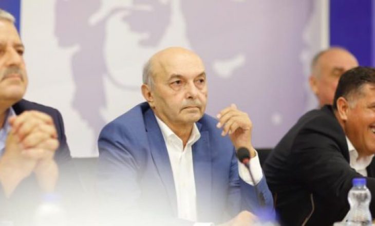 Deklarohet Isa Mustafa – tregon nëse do t’i tërheq ministrat nga Qeveria