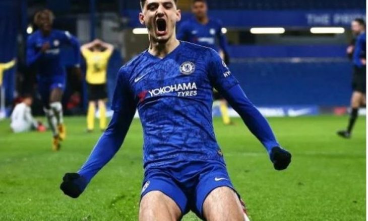 Talenti shqiptar debuton për Chelsean, i vënë nofkën “Drogba i ri”