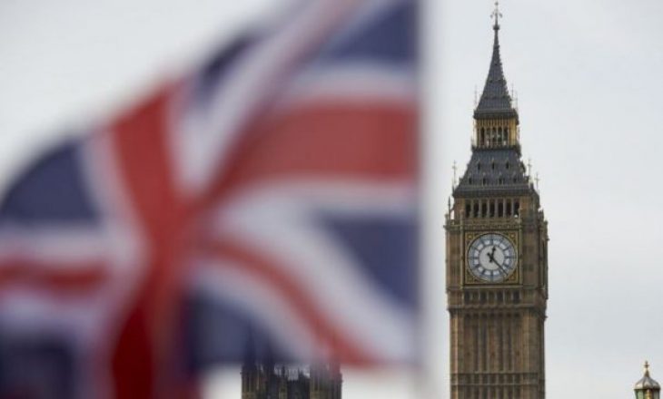 Diplomati britanik vdes pas diagnostikimit me koronavirus
