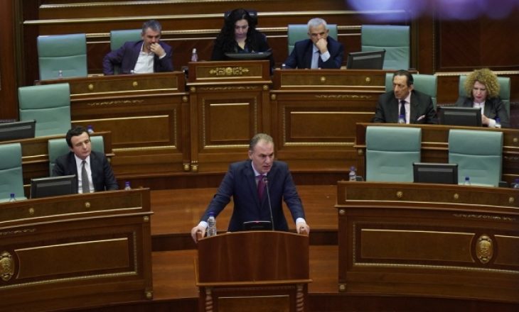 Seanca për rrëzimin e qeverisë, reagon Fatmir Limaj