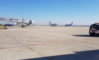 NDËRPRITEN TË GJITHA FLUTURIMET NË ARDHJE ME UDHËTARË NË ANP “ADEM JASHARI”