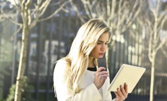 Bëjeni këtë test për pesë sekonda që të zbuloni se sa të stresuar jeni!