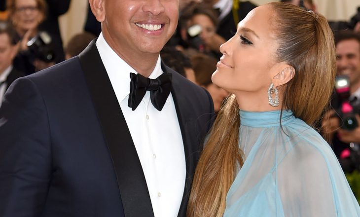 Alex Rodriguez me dedikim emocional për Jennifer Lopez në përvjetorin e parë të fejesës