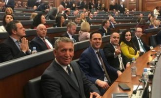 Qunit i vjen reagimi i parë nga zyrtari i LDK-së pas pretendimit të tij për kreun e partisë