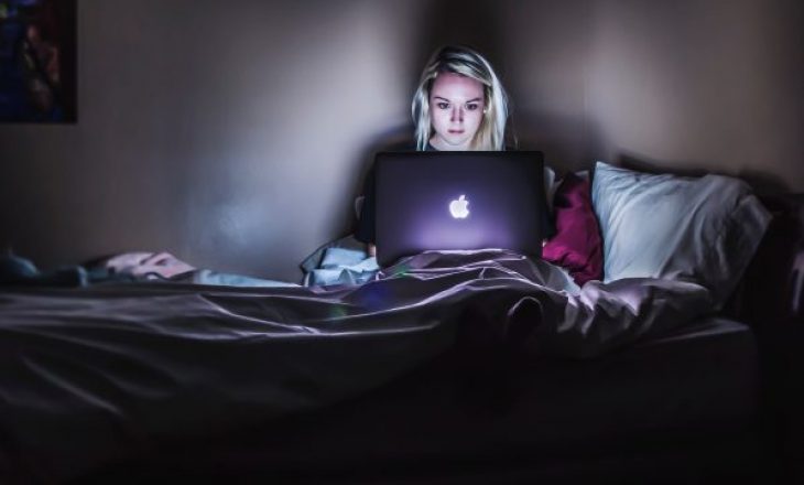 Faqja pornografike ofroi 200 filma falas për personat në vetëkarantinim