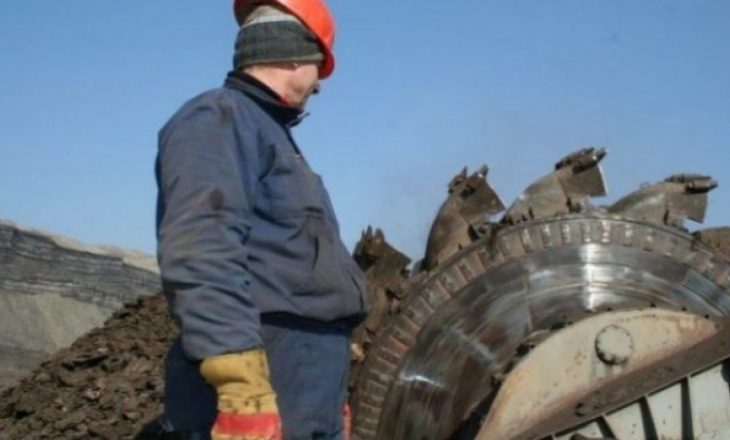 KEK-u ndanë nga 300 euro shtesë për punëtorët