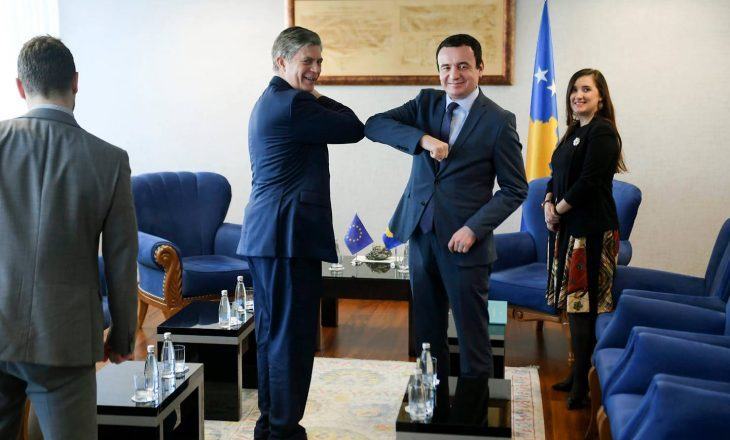 Kurti nuk ia jep dorën shefit të EULEX-it