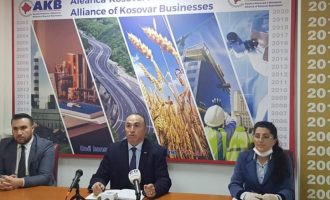 AKB: Qeveria po diskriminon sektorin privat