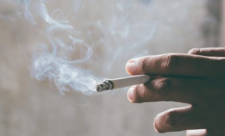 Pse duhanpirësit janë më të rrezikuar nga koronavirusi