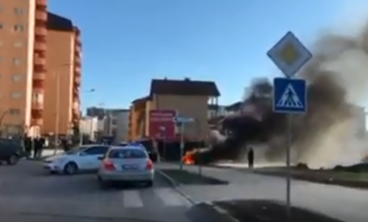 Në lagjen Emshir digjet vetura në parkingun e një autolarje – policia jep detaje
