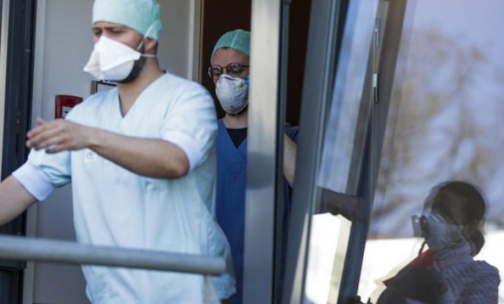 Rritet numri i të infektuarve dhe të vdekurve në Rusi, të sëmurë gati 28.000