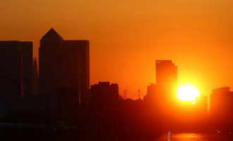 Studimi amerikan: Drita e diellit vret Koronavirusin