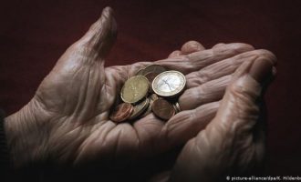 Baza ekonomike e miliarda njerëzve në rrezik nga pandemia e COVID-19