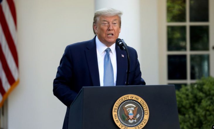 Presidenti i SHBA Trump kërcënon të detyrojë Kongresin të pezullojë punimet