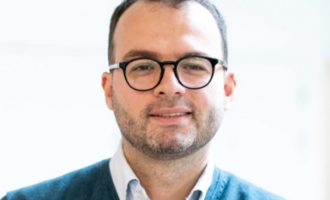 Vela reagon pas akuzave se Osmani nuk përmendi UÇK-në, në 22 vjetorin e Betejes së Kosharës