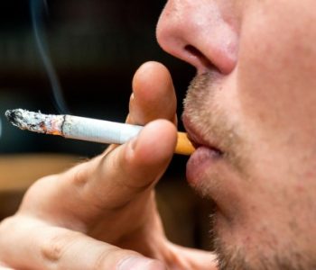 Shkenca me një lajm të mirë për duhanpirësit lidhur me koronavirusin