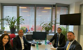 Kompania IPKO sot ka mirëpritur kryetarin e Odes Ekonomike të Kosovës z. Berat Rukiqi si dhe Kryetarin e Odes Ekonomike Amerikane z. Arian Zeka.