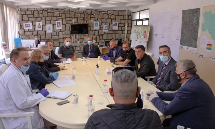 Mbyllet burimi i infeksionit me Covid-19 në dy fshatra të Gjilanit – Haziri jep detaje