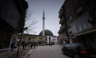 Nusja sulmon fizikisht vjehrrin e saj në Vushtrri