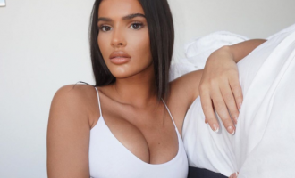 Arbenita feston ditëlindjen, e quan vajzën dhuratën më të bukur