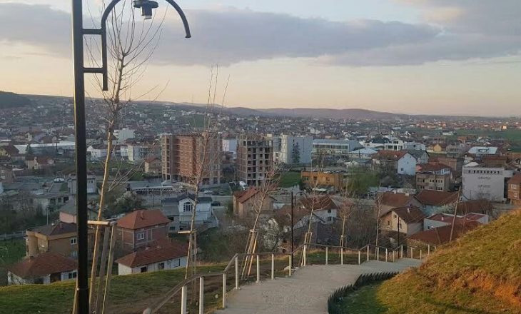 Ky fshat i Shtimes futet në karantinë