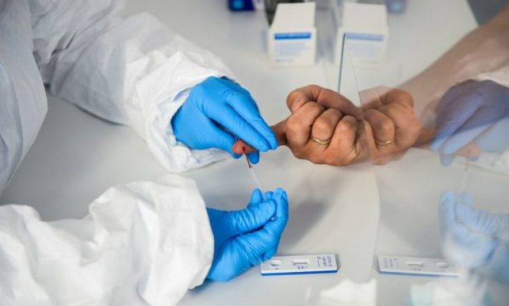 Nis tregtimi i testeve të gjakut për COVID-19