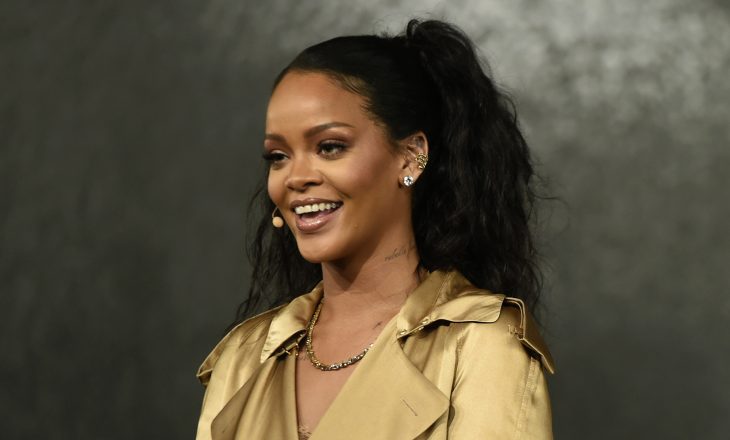 Rihanna flet për herë të parë: Tregoi arsyen pse nuk performoi në Grammy