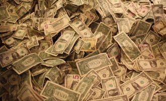 Forbs: Virusi korona ka zvogëluar numrin e miliarderëve