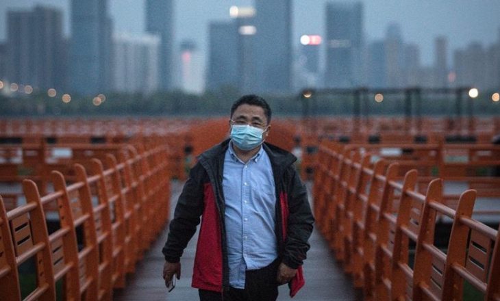 A e shkaktuan pandeminë “sekretet” e Pekinit?