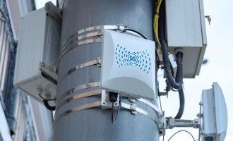 Pse teoritë e konspiracionit në lidhje me 5G, po lulëzojnë gjatë pandemisë së koronavirusit