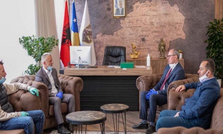 Pas pandemisë nis ndërtimi i dhjetëra shtëpive për skamnorët në Ferizaj