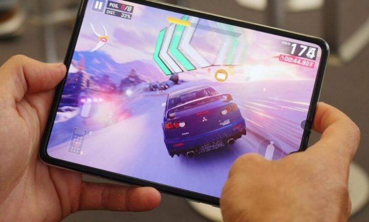 Samsung gati me Galaxy Fold 2, e ofron edhe me 256GB