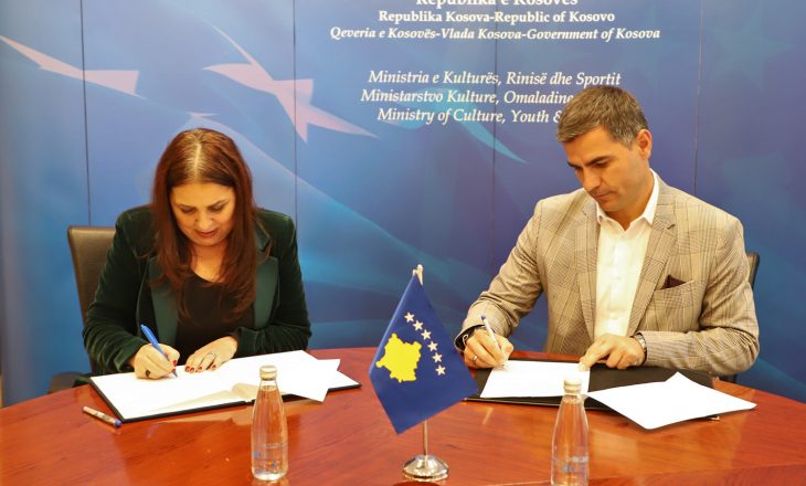 Ministrja Dumoshi nënshkruan katër aneks memorandume me kryetarët e komunave Kamenicë, Gjakovë, Vushtrri e Shtime