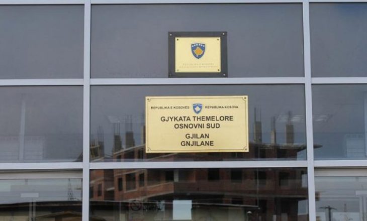 Një muaj paraburgim për shoferin që u aksidentua me motoçiklistin në Gjilan