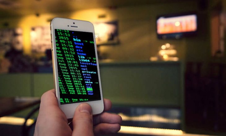 Apple e paguan me 70 mijë euro hakerin që e gjeti pikën e dobët të Iphone