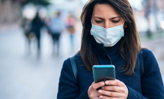 Si ta mësoni iPhone tuaj të ju njohë ndërsa keni një maskë