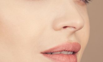 Qëndrimi i grimit nga mëngjesi deri në mbrëmje! Këta janë disa nga hapat