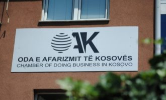 OAK kërkon nga Qeveria largimin e kufizimeve të lëvizjes dhe orarit të punës për bizneset