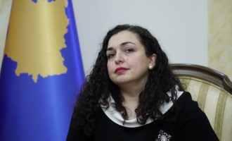 Zyrtari i PDK-së ofendon Vjosa Osmanin