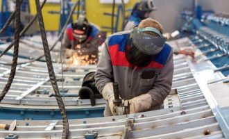 Pasojat e pandemisë së COVID-19, 30 për qind e bizneseve në Kosovë kanë zvogëluar numrin e punëtorëve