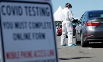Protestuesit në SHBA kërkojnë rihapjen e ekonomisë