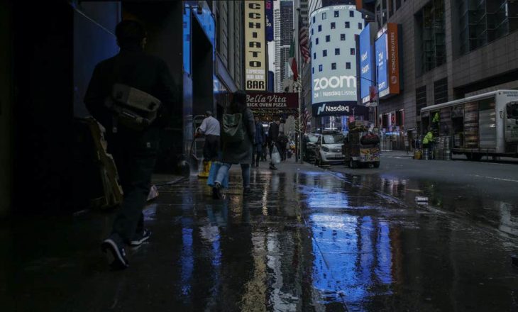 Thirrjet e Zoom po ndërpriten nga sulmuesit që transmetojnë imazhe të abuzimit të fëmijëve