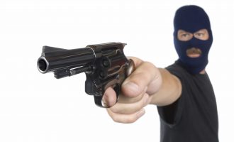 Grabitje e armatosur në Duhël