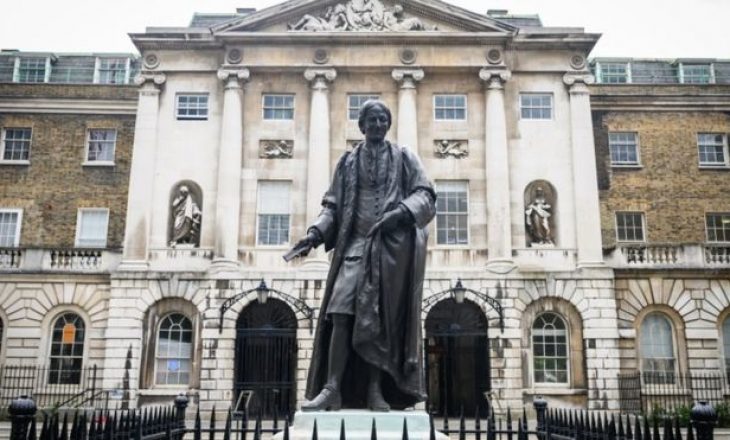 “Londra duhet të zhvishet nga imazhi i kolonizatores duke rrëzuar statujat raciste”