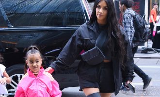 Dhoma e vajzës së Kim Kardashian e dizajnuar për të zvogëluar ankthin dhe stresin