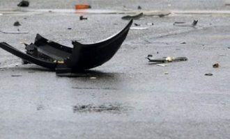 Përplaset vetura dhe traktori