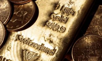 Zvicerani harron në autobus 3kg me arë – s’u kthye kurrë për t’i kërkuar