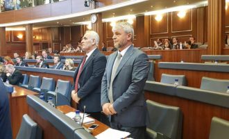 Deputeti i LDK-së: Njerëzit e Kurtit në mesnatë deshën të ma ndërronin mendjen kundër Hotit