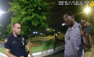 Edhe një afro-amerikan i vrarë nga policia në Amerikë