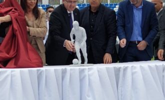 Kështu do duket statuja e Fadil Vokrrit